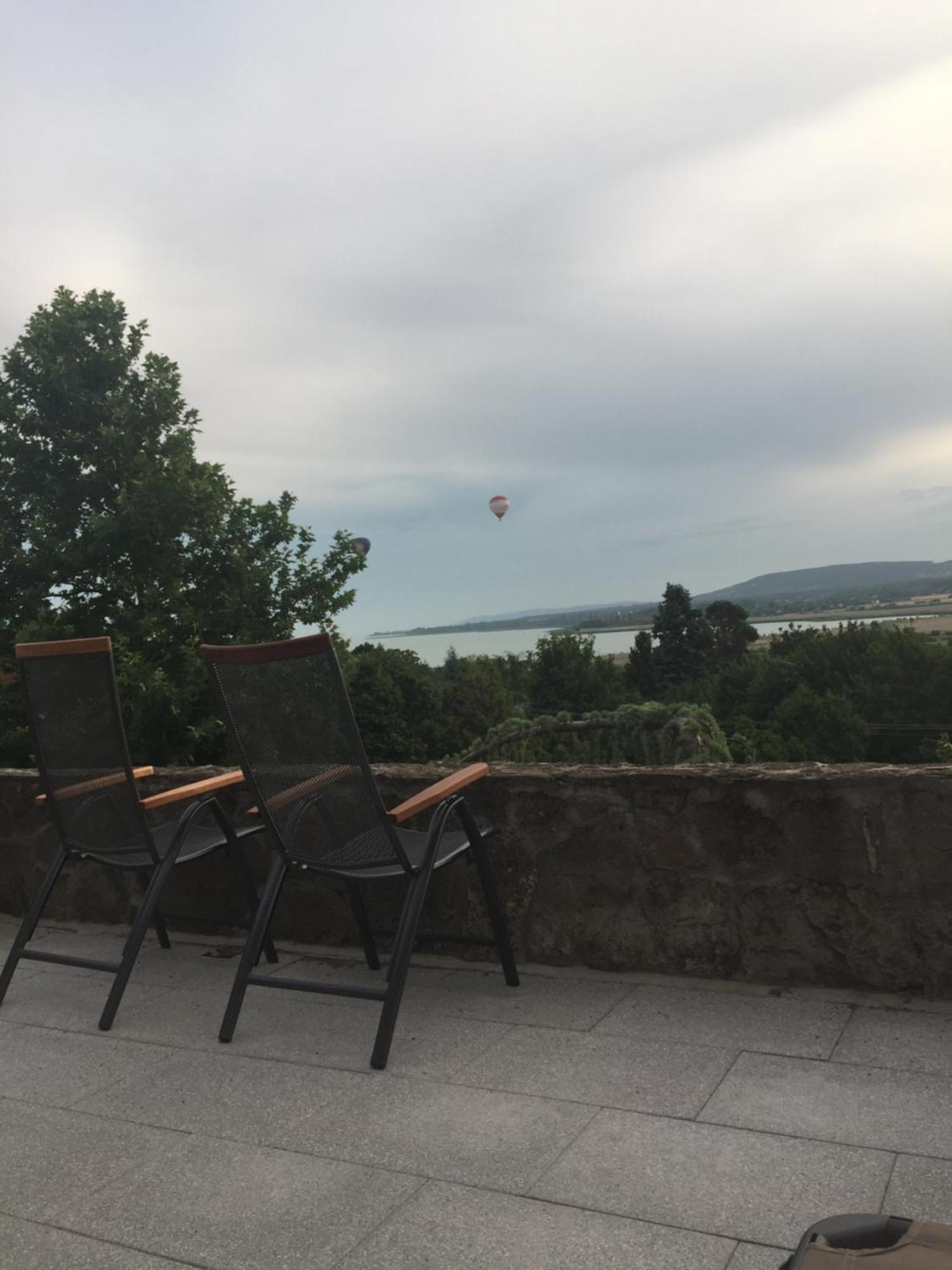 Classy Panorama Apartman Tihany Exterior foto